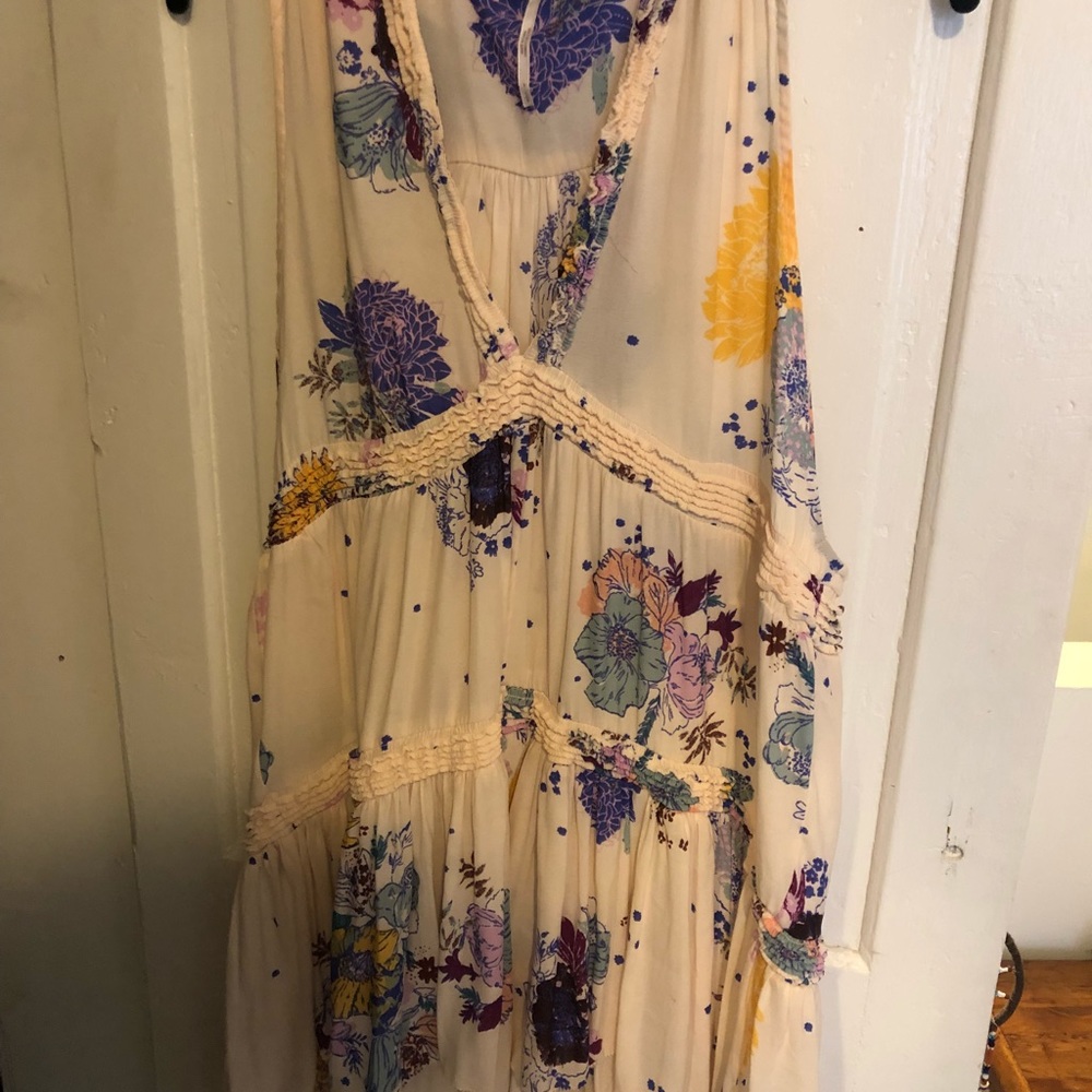 Free people floral shift dress with deep v
